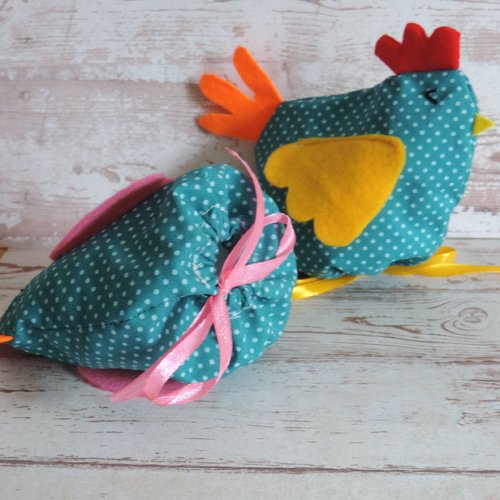 Poules de pâques en tissu, à garnir .