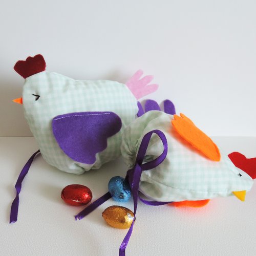 Sachets de pâques forme poule.