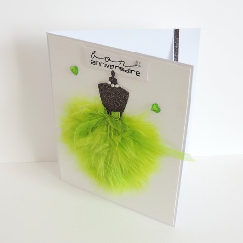 Carte anniversaire 3d robe en plumes