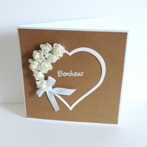 Carte de mariage personnalisée, coeur et roses.