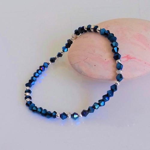 Bracelet fines perles argent  perles  bleu bermudes élastique