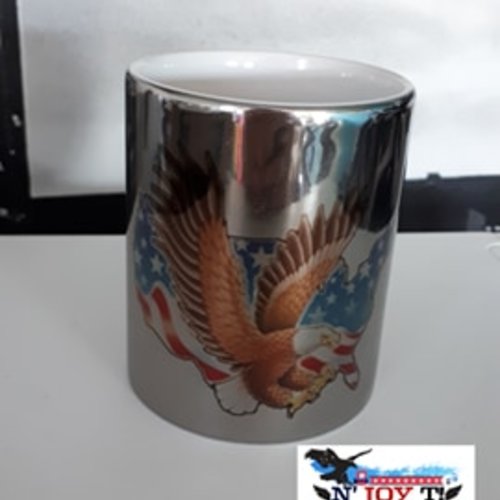 Mug aspect métallisé gris - aigle sur drapeau américain