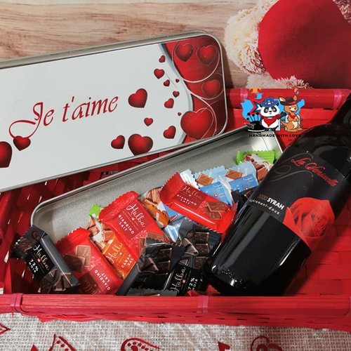 Coffret cadeau st-valentin - rectangle et vin rouge