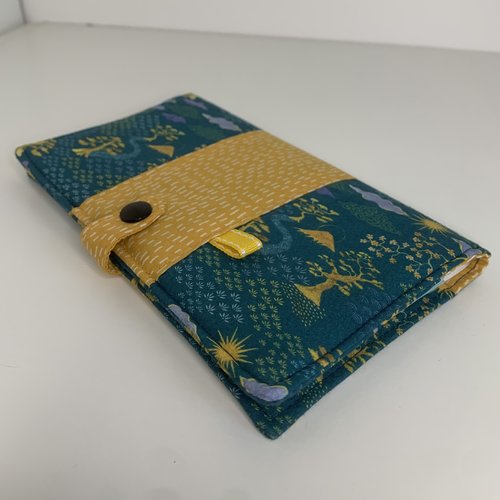 Porte-chéquier vert et jaune