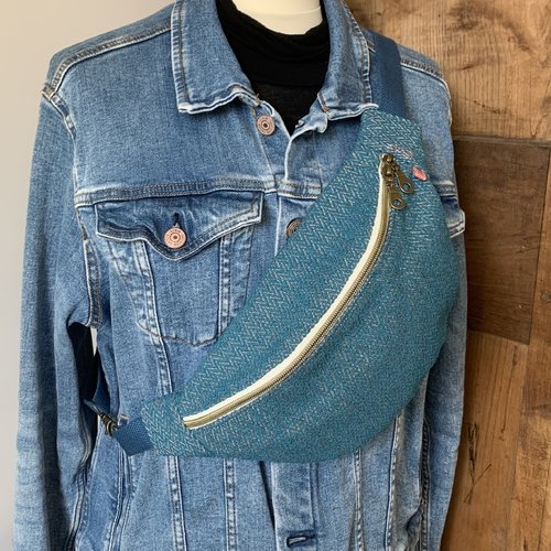 Sac banane en velours bleu