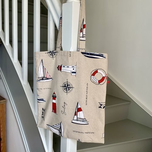 Tote bag sailing