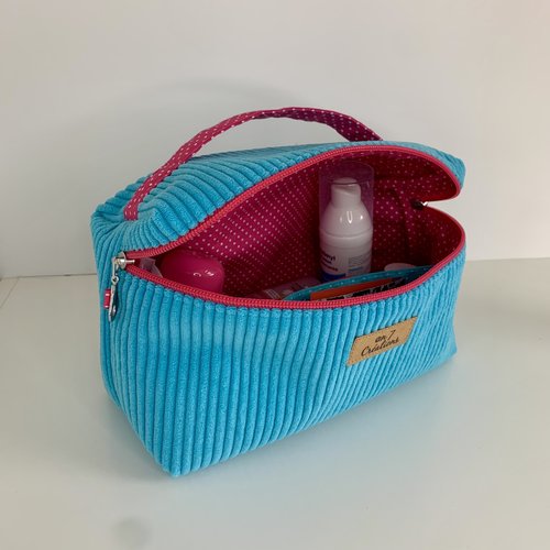 Nouveau - trousse de toilette bleue et rose