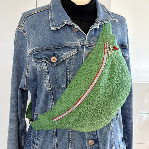 Sac banane bouclette verte