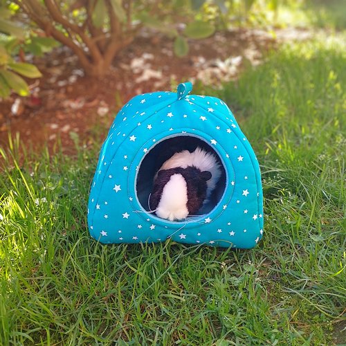 Igloo en coton et polaire bleu étoiles pour rongeurs ,24 cm , hauteur 20 cm , fait main