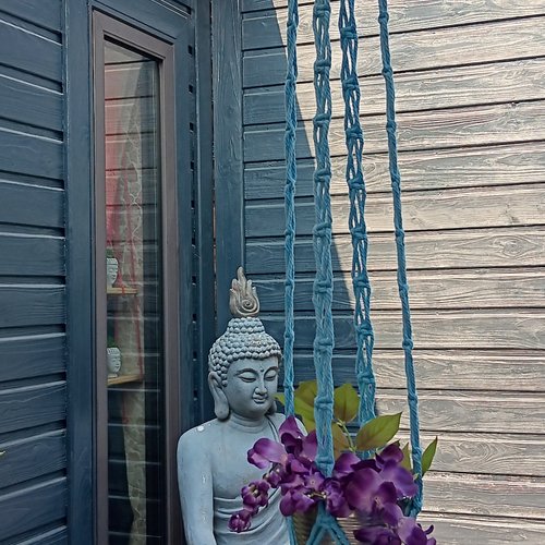 Suspension pour plante en macramé bleu clair