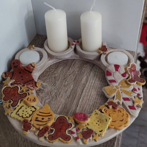 Couronne de l'avant pain d'épice, biscuit sucre d'orge