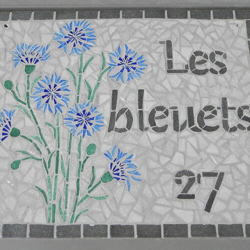 Plaque de maison rue &quot;les bleuets&quot;  sur commande