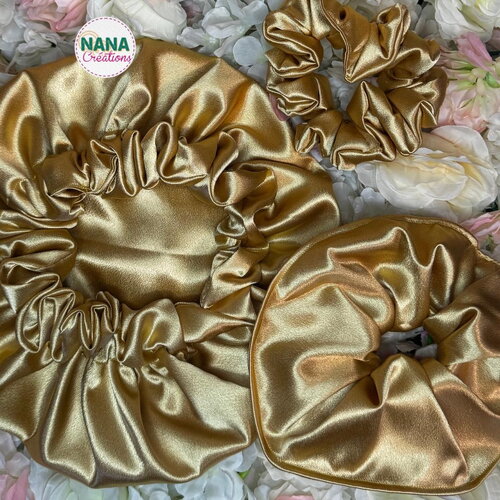 Pack lumière trio : bonnet + chouchou + chouchou fleur en satin