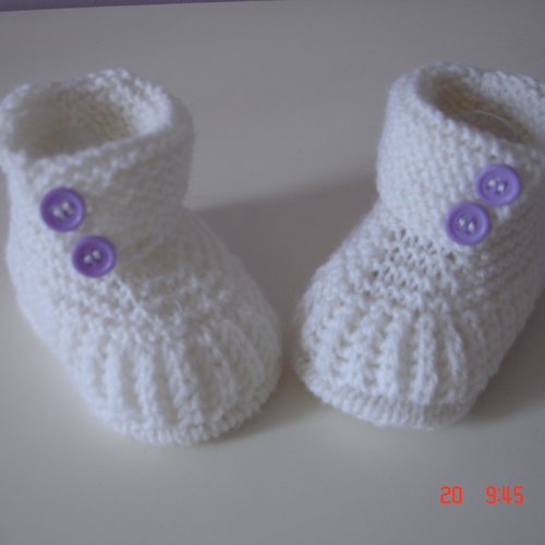 Chaussons  bébé en taille unique blanc