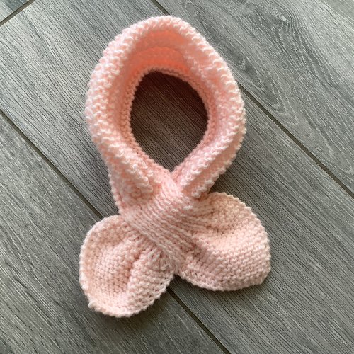 Écharpe feuille enfant rose pâle
