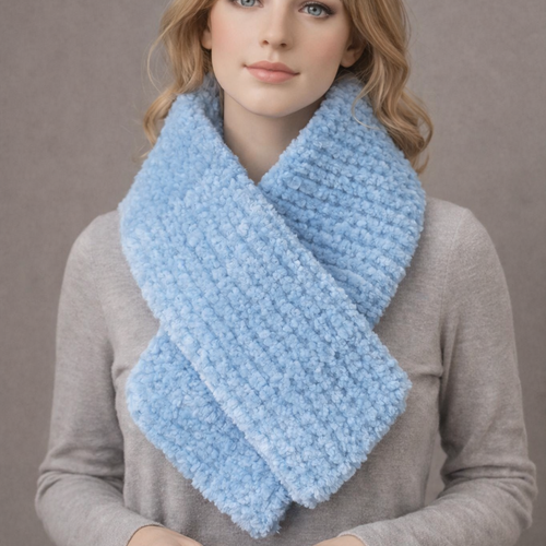 Écharpe pilou-pilou couleur bleu