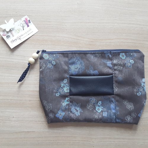 pochette avec anse