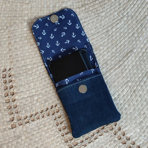 Pochette téléphone portable bleu marine