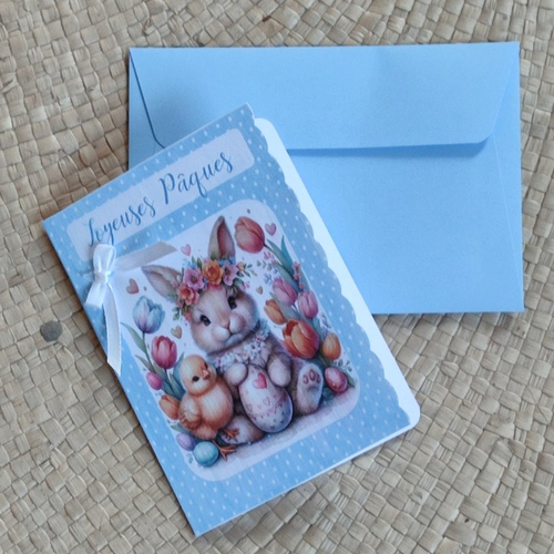 Carte de pâques bleue personnalisée avec lapin et poussin