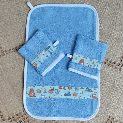 Lot gants de toilette enfant avec serviette assortie bleue