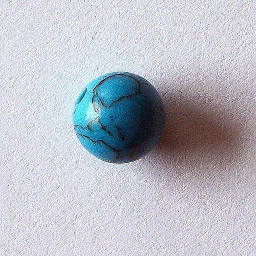 Perles en howlite (pierre fine) de 8 mm de diamètre, trou 1 mm (lot x2 ou x5).