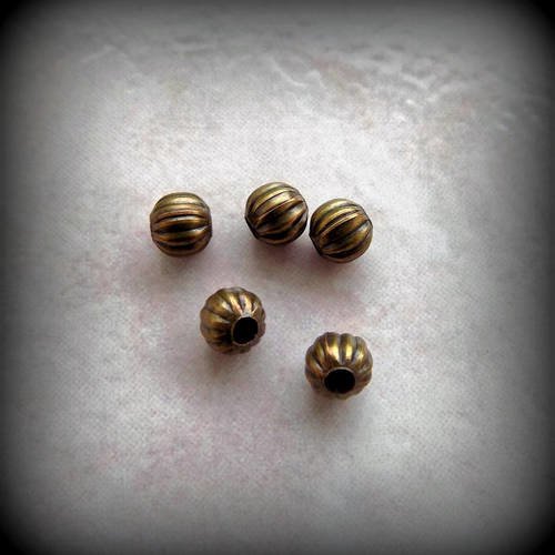 Perles nervurées métal bronze 6 mm, trou 2 mm (x 5)