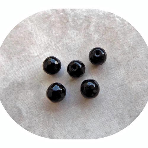 Perles d'agate noire à facettes 8 mm - pierre fine. (x5)