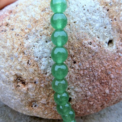 Perles de jade vert translucide (pierre fine) de 6 mm, trou 1 mm - (x 10)