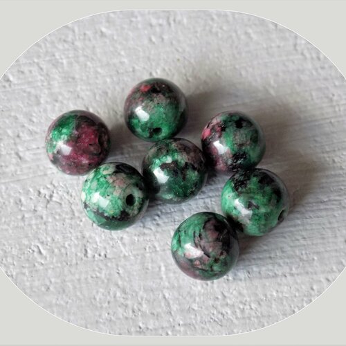 Perles de rubis zoïsite (pierre fine) de 8 mm à facettes grade aa, trou 1 mm (x5)