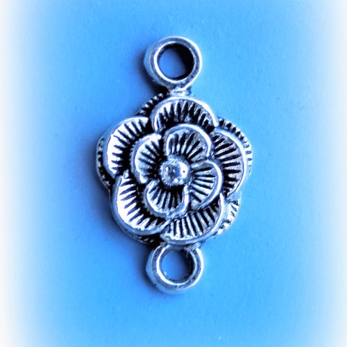 Connecteur, intercalaire fleur "rose" de 20 x 12 mm - argent antique
