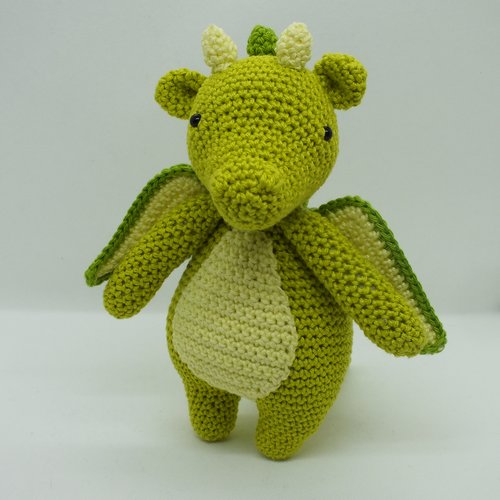 Doudou dragon au crochet