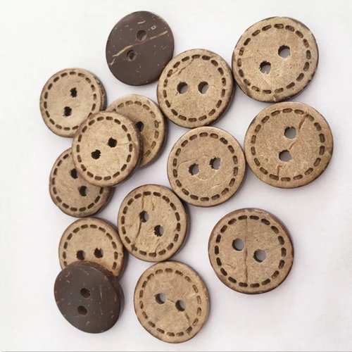 5 boutons bois marron et beige 2 trous  pour scrapbooking, brads, embellissement, cadeau, décoration, décor, die cut