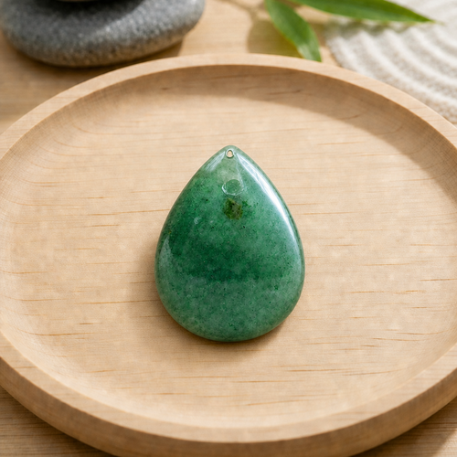 Pendentif goutte en aventurine verte naturelle — 25x18 mm