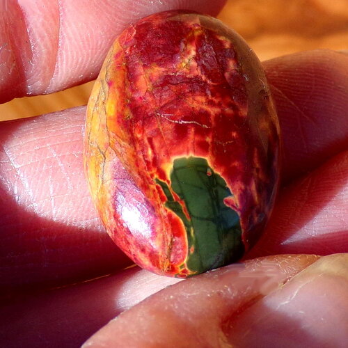 Cabochon ovale de 2.5 cm (&quot;0.98) / jaspe picasso du tibet / pierre fine / pour création ethniques / couleurs brun cuivré et vert emeraude 