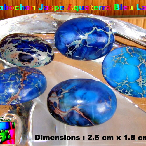 Cabochon ovale de 2.5 cm x 1.8 cm / jaspe aquaterra  / jaspe teinté / bleu lapis foncé et turquoise / pierre fine madagascar