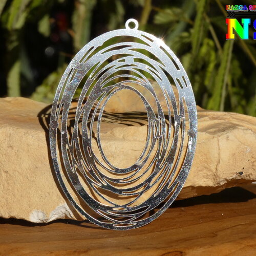 2 grands pendentifs estampes ovale design finement ciselés acier inoxydable de 5.5 cm x 4 cm de ø, pendentifs géométriques création bijoux