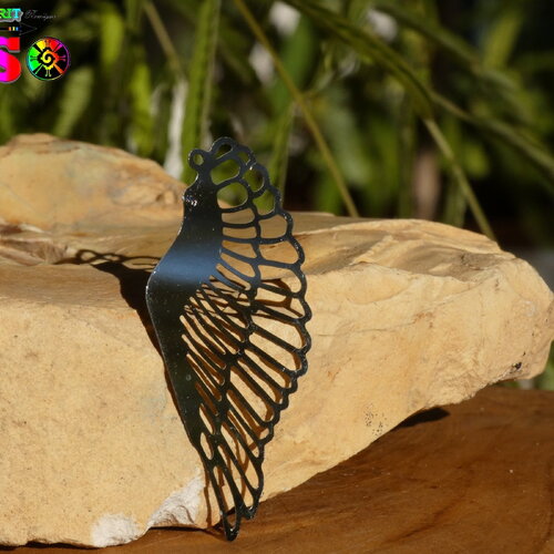 4 grandes estampes ailes d'ange finement ciselées en acier inoxydable de 4.3 cm, pendentifs ailes de fée création bijoux bohèmes ethniques