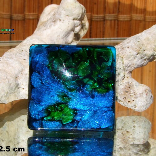 Caloup25-2/ cabochon en verre carré effet loupe de 25 mm coloration artisanale