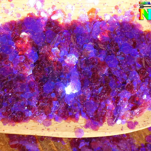 Paillettes hexagonales opalescentes iridescentes sachet de 5 gr (0.18 oz), violet heliotrope iridescent, pour inclusion résine, nail art