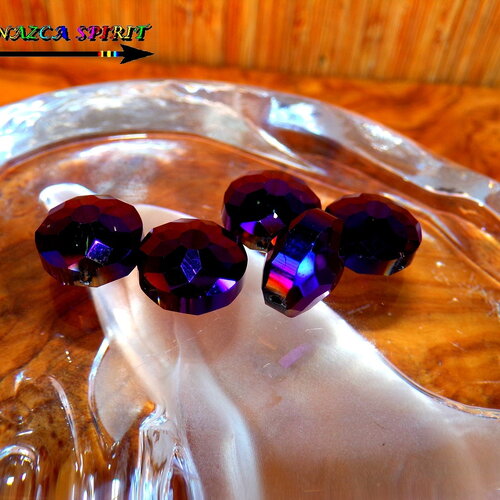 5 grande perles rondes / cristal de bohème / 14 mm de diamètre / cristal facetté / motif soleil / prune-bleu iridescent / couverture titane