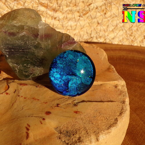 Cabochon rond verre dôme 2 cm (&quot;0.78) thème espace - coloration artisanale multicolore iridescent- cosmic nuit étoilée bleue modèle f