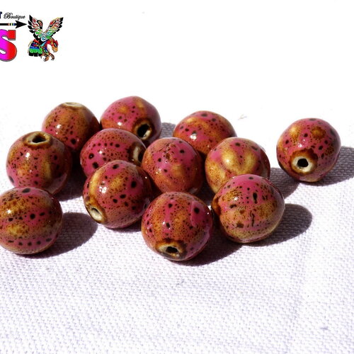 11 perles rondes en céramique grecque -  perles de 1.4 cm (&quot;0.55) -  rose poudré et beige - moucheté de brun - pour création bijoux