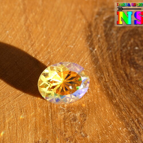 Petit cabochon ovale facetté de 10 mm x 8 mm, cristal autrichien gamme fleur de lotus, cristal autrichien paradise shadow, création bijoux