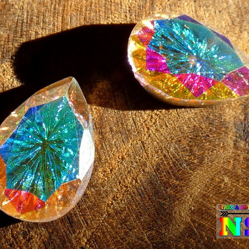 Cabochon goutte facettée cristal autrichien 14 mm, cristal autrichien crystal ab aurore boréale gravure feux d'artifice, création bijoux