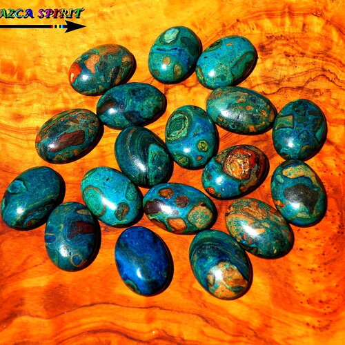 6 cabochons ovales 2.5 cm x 1.8 cm / malachite-azurite / pierres fines naturelles / origine inde / couleurs variées / vert-bleu-marron
