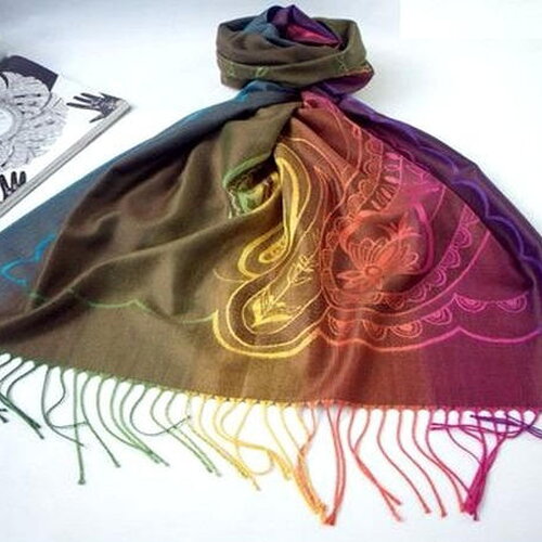 Etole-écharpe  multicolore en fibre style pashmina / dim :  l 173 cm x l 73 cm