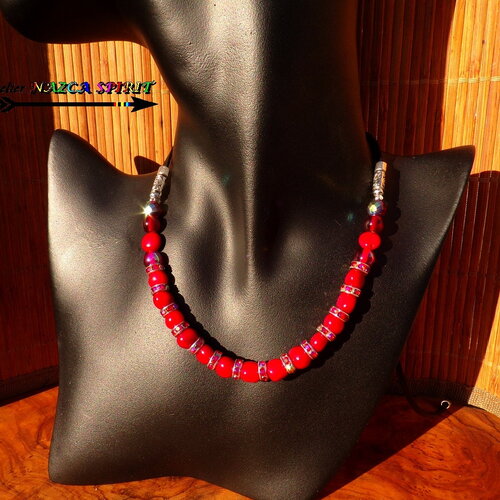 Collier réglable bohème chic / perles de corail rouge du pacifique / rondelles plaqué argent / crital de bohème rouge iridescent