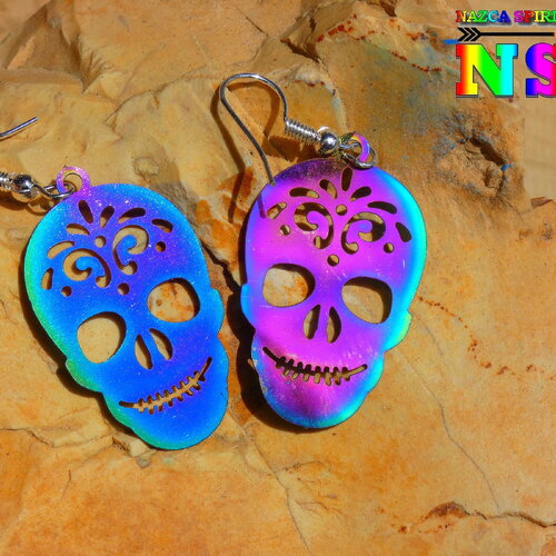 Pendants d'oreilles etniques crâne mexicain multicolore en acier inoxydable de 5 cm (&quot;1.96) de long, boucles d'oreilles esprit mexique