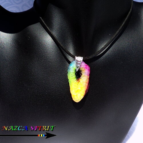 Collier réglable / esprit ethnique / bélière argent 925 / pendentif bohème / géode solar quartz / tranche de cristal teinté / multicolore