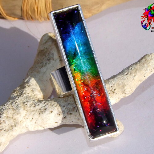 Bague réglable tribal ethnique - bijou artisanal fait main - bague aztèque laiton plaqué argent - cabochon rectangle multicolore